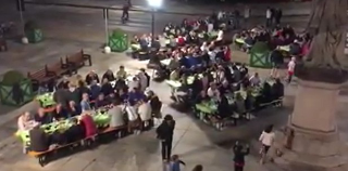 Varallo - Torna il tradizionale «Vitello in piazza» con cottura allo spiedo e cena in piazza