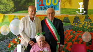 Vercelli - Angela Reali festeggia 100 anni: una vita tra lavoro, valori e trasformazioni