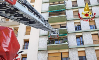 Vercelli - Fuga di gas in via Marsala: intervento dei Vigili del Fuoco
