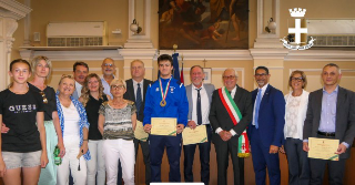Vercelli - Il Comune riceve Ettore Leporati, campione italiano di spada