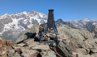 Scompare la Madonnina del Tagliaferro: sdegno e dolore tra gli alpinisti