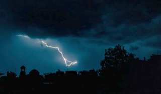 Allerta meteo nel vercellese: previste forti precipitazioni e temporali nelle prossime 36 ore