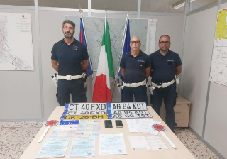 Vercelli - Tentato furto alla sede Amazon: un denunciato, sequestri e indagini in corso